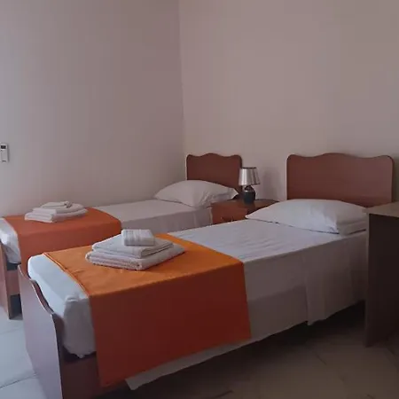 Alepou Bed & Breakfast